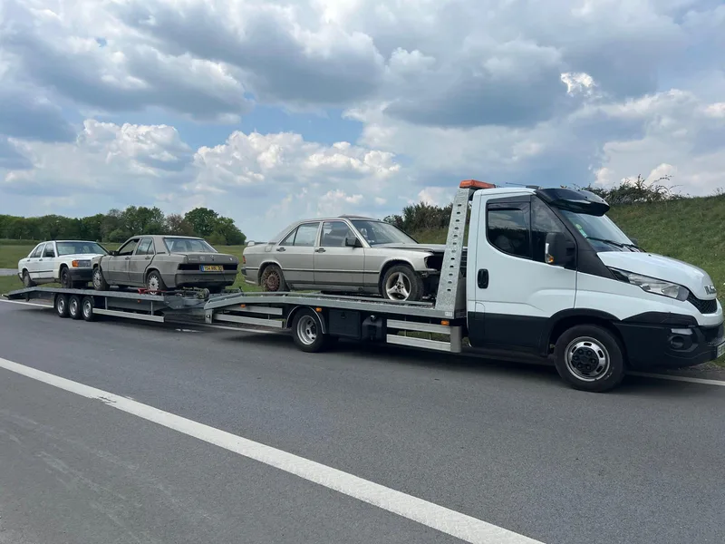 Enlèvement de VHU gratuit et recyclage auto 85 et 79 - Épaviste agréé
